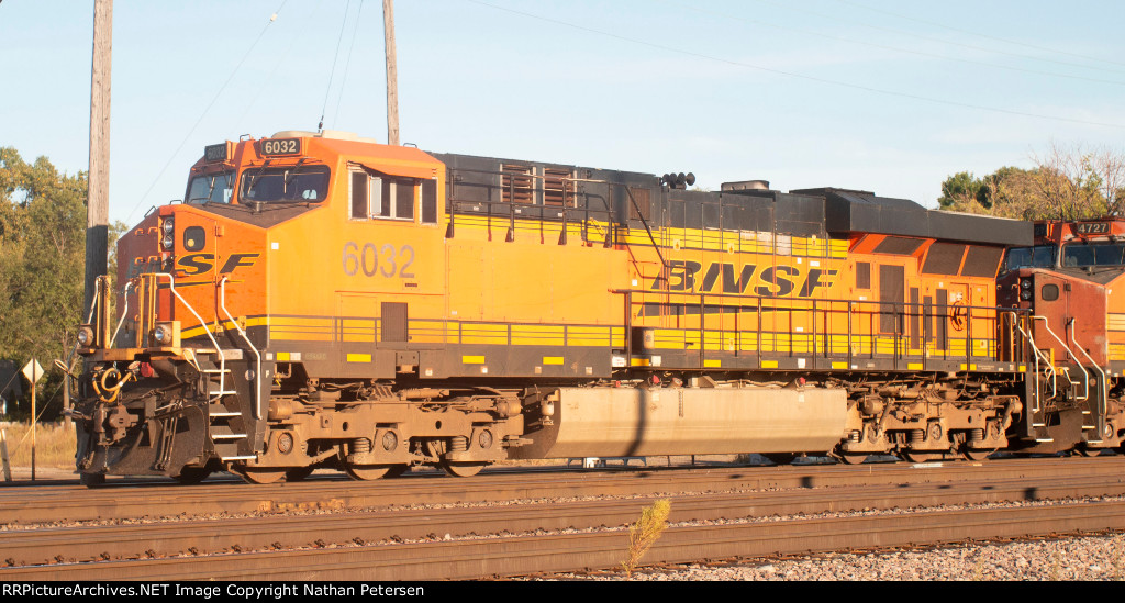 BNSF 6032